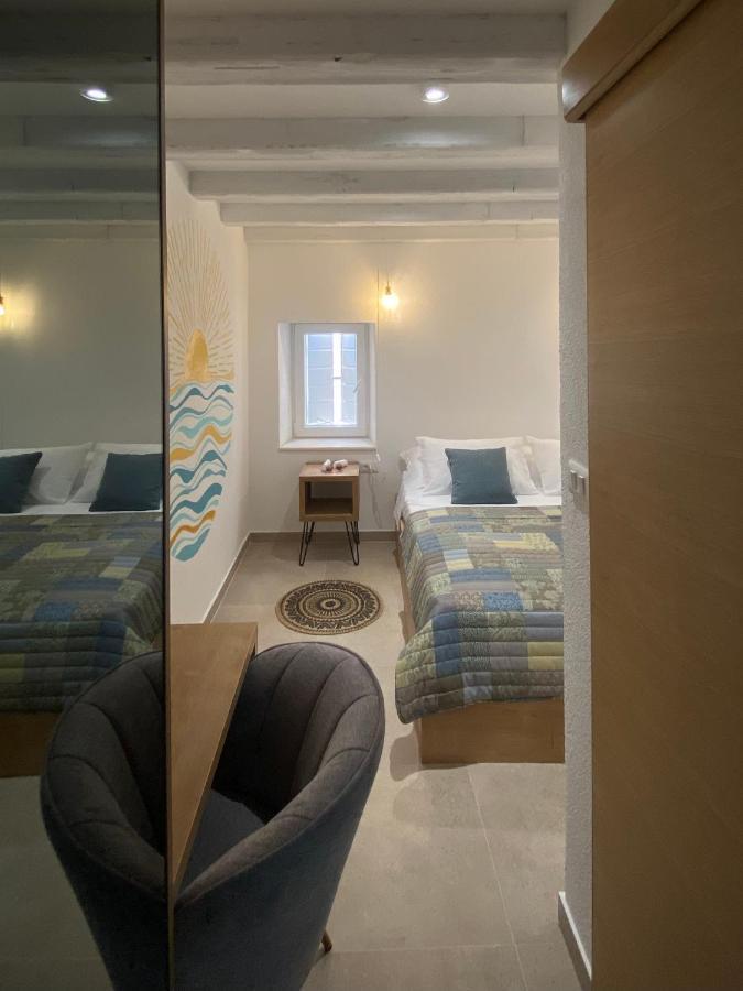 House Malena - Rooms Вис Екстериор снимка