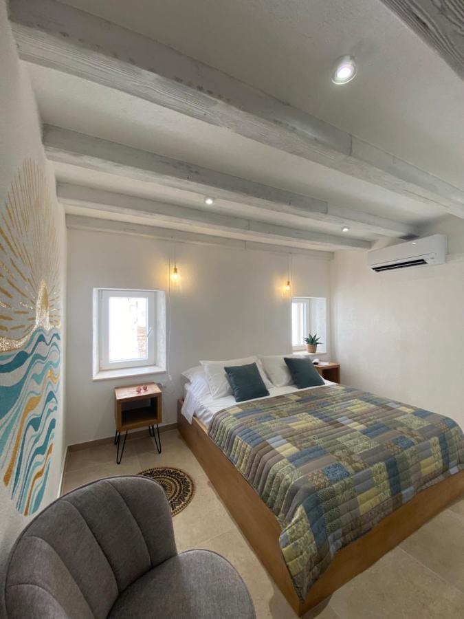 House Malena - Rooms Вис Екстериор снимка
