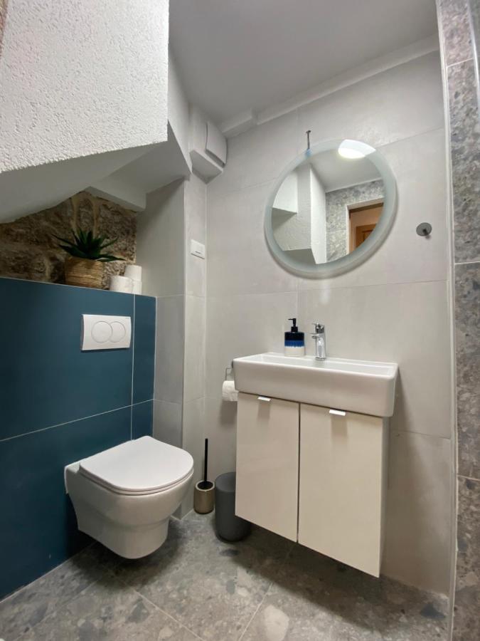 House Malena - Rooms Вис Екстериор снимка
