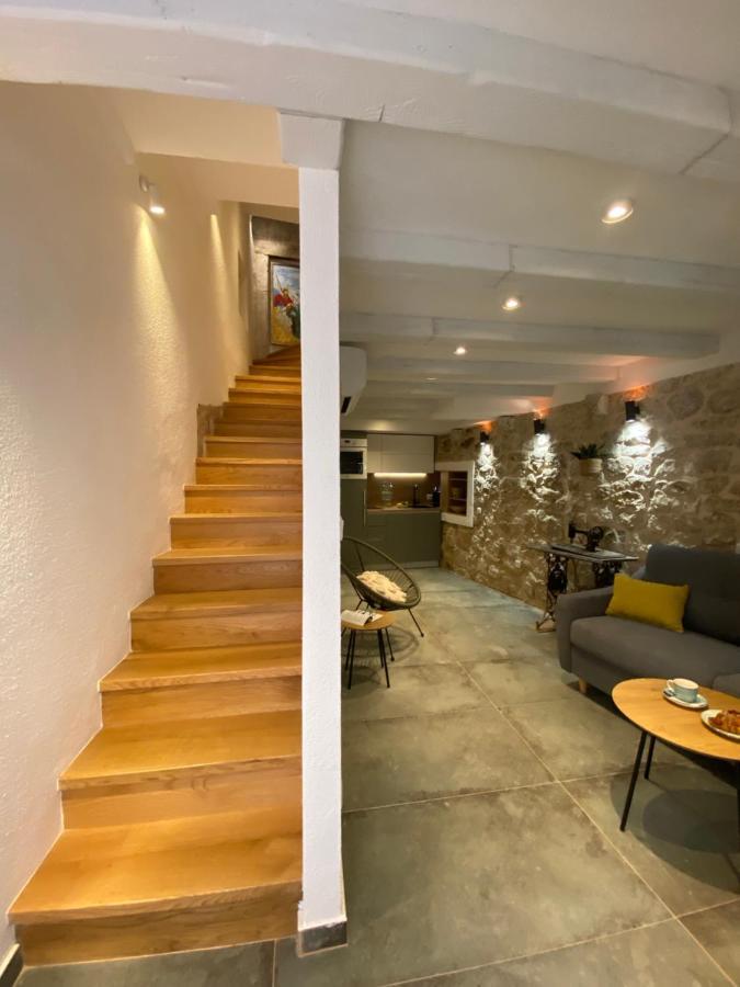House Malena - Rooms Вис Екстериор снимка